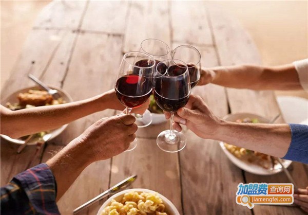 布加斯·品诺葡萄酒加盟费