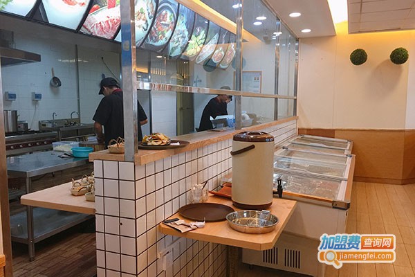 红小姐的烤肉店