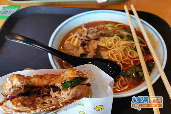 肆筵牛杂-和时礼面加盟费