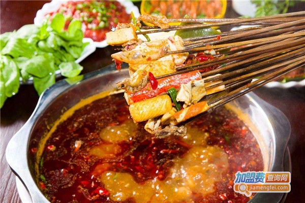 山城串串香火锅加盟费