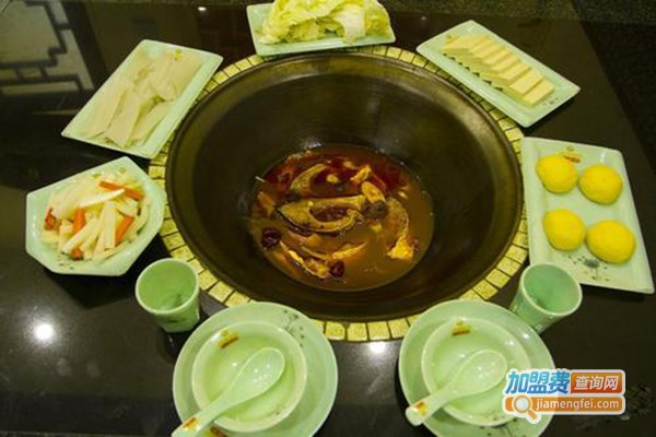 拾来运转一锅鲜加盟门店