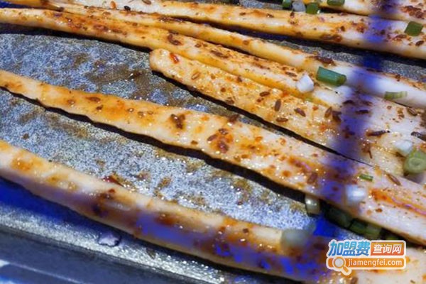 深夜的喵烧烤加盟