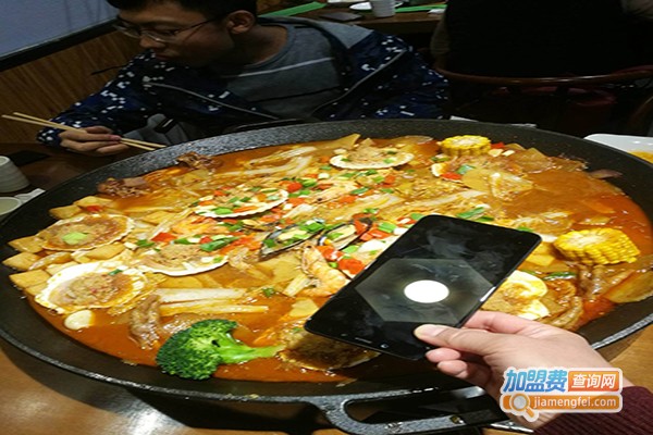 遇见翡翠深海炖锅加盟门店