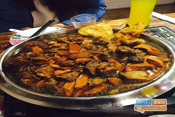 猜丁壳私家牛板筋火锅店加盟门店