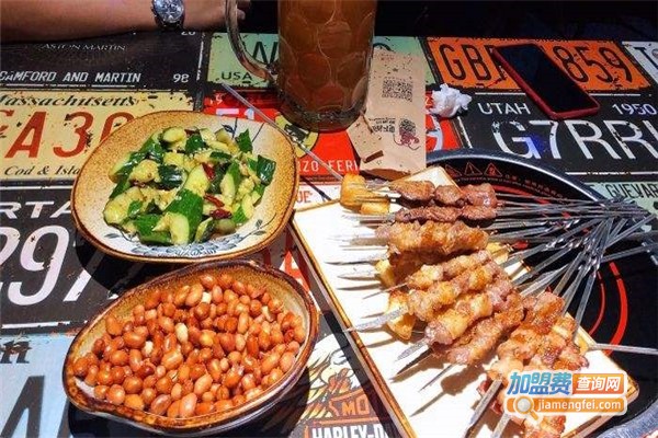 虾巅小馆加盟费