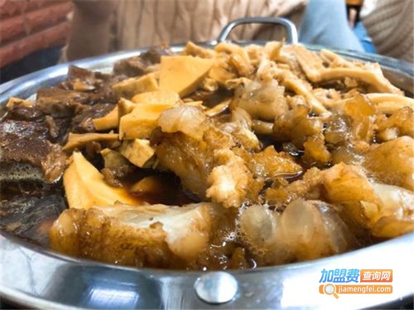 葫芦娃牛板筋火锅加盟门店