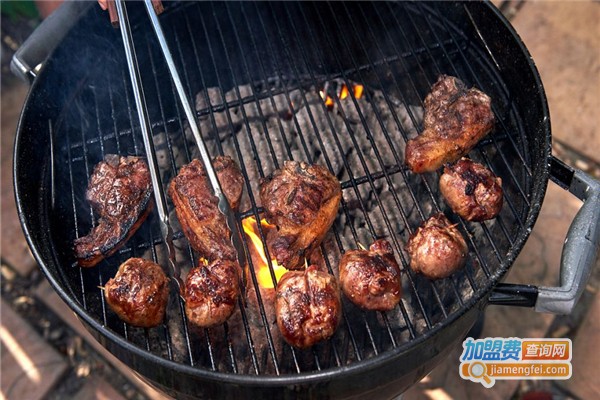 小王室内烧烤加盟费