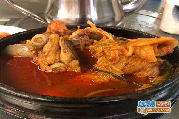 喇喇土豆脊骨火锅加盟费