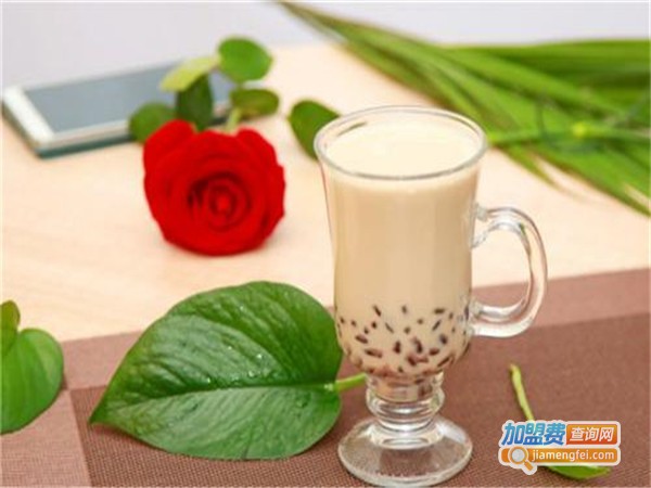 部落陪你饮品加盟门店