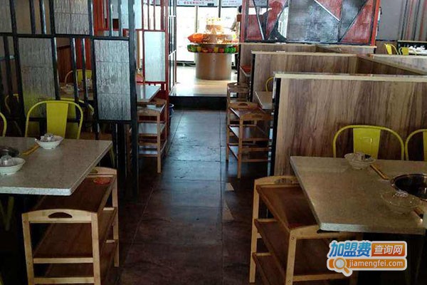 周老头凉皮家常菜加盟门店