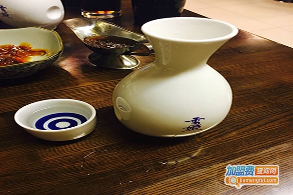 月卿雲客加盟门店