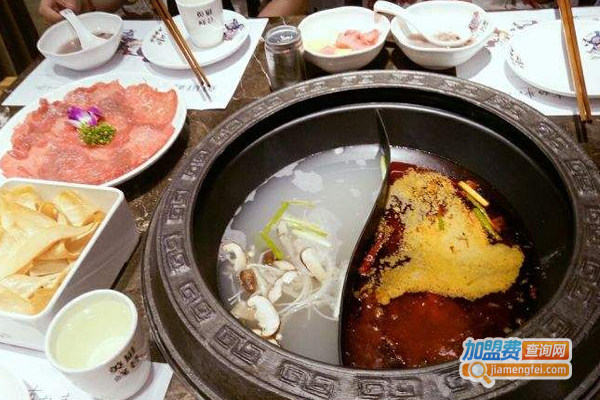 英雄峰荟火锅店加盟费