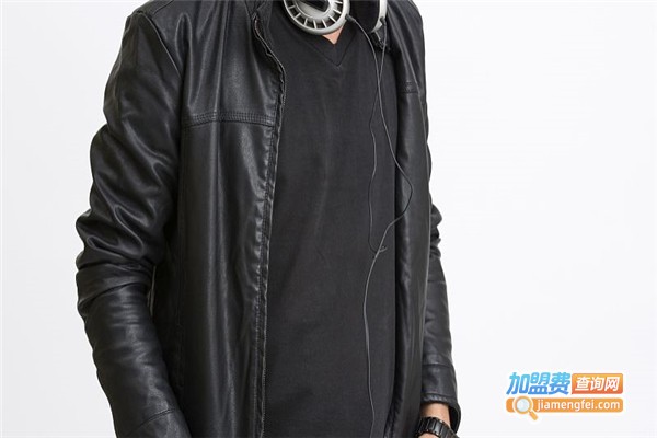 T-THREE男装加盟费