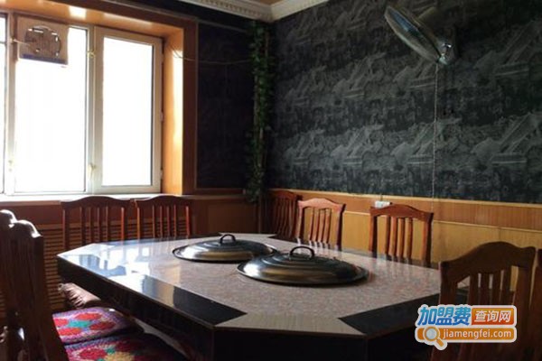 东北品位笨锅炖加盟门店