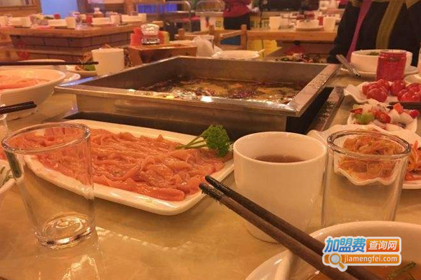 英雄峰荟火锅店加盟费