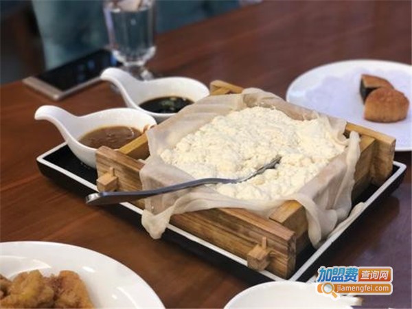 雪松宾馆·吉人缘餐厅加盟门店