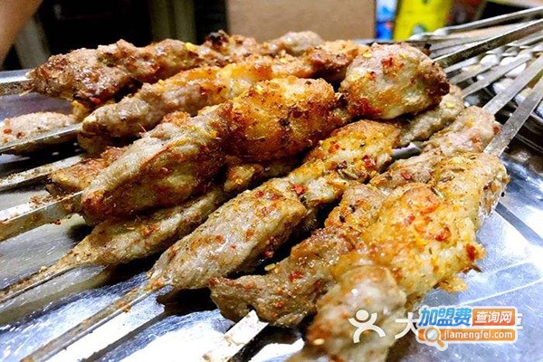 胡杨林新疆特色餐厅