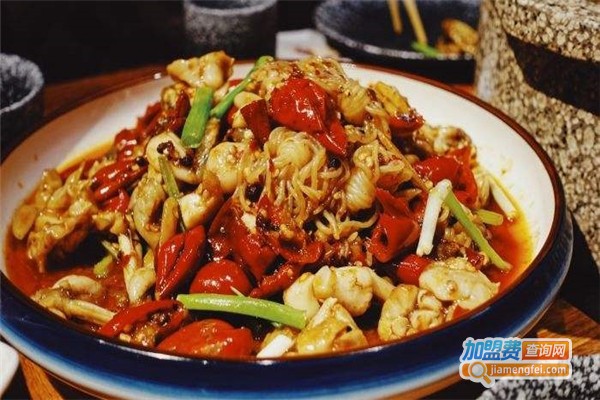 神坛粤味溜达鸡火锅加盟费