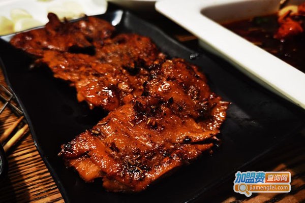 小胖黄泥烧鸽子加盟门店