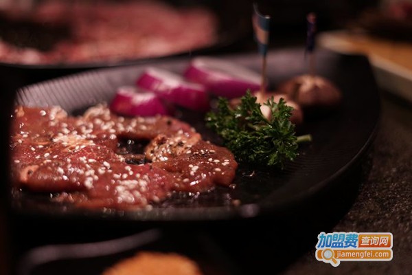 炙鼎·爆浆芝士烤肉加盟费