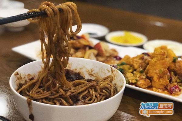 东寶城中华料理加盟