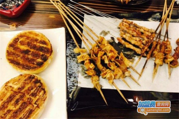 冰城小串烧烤店加盟费