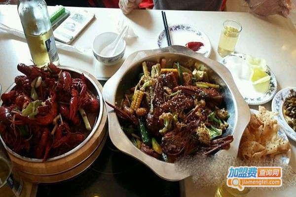 一锅满羊蝎子火锅加盟门店