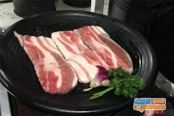 牛角铁桶烤肉加盟