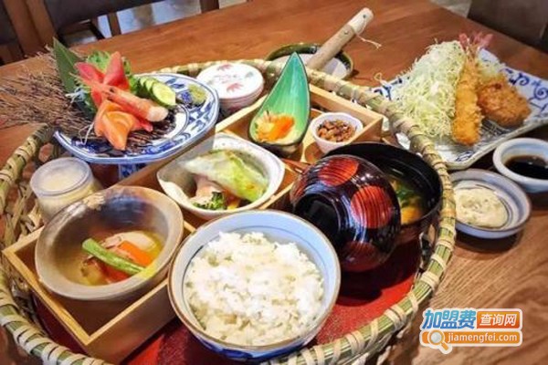 八重食源精致料理加盟费