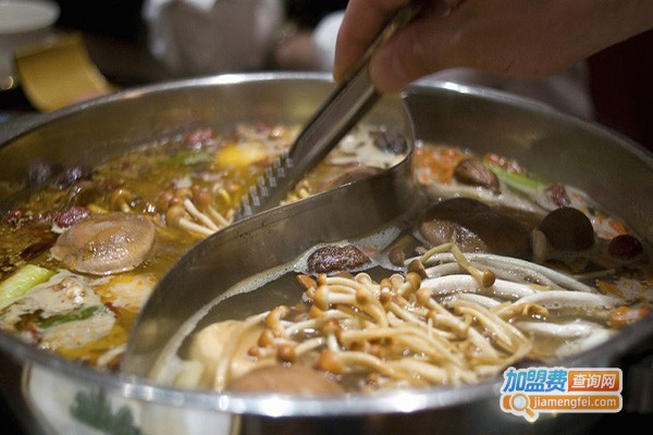 香草香云南原生态火锅加盟门店