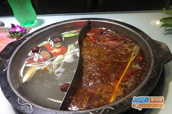 三董小川堂串串香火锅加盟费