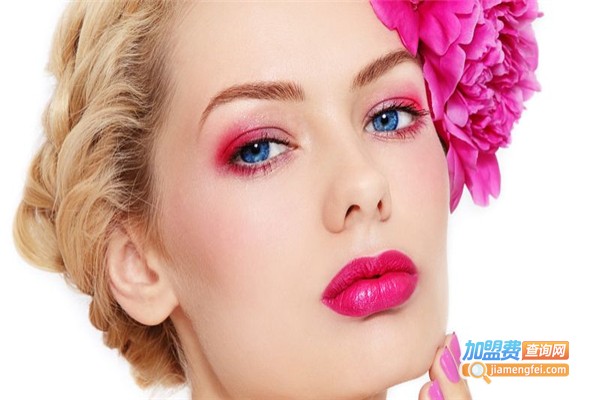 8度潘多拉彩妆加盟费