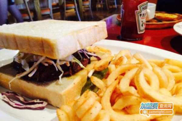 HOOTERS猫头鹰美式餐吧加盟费