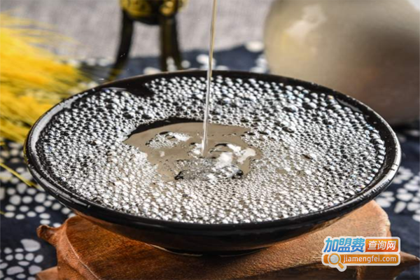 丹露香酒业加盟费