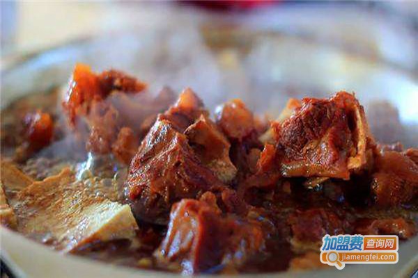 六见八卤菜火锅加盟费