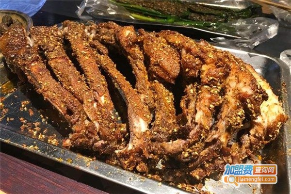 聚巢京味餐厅加盟费