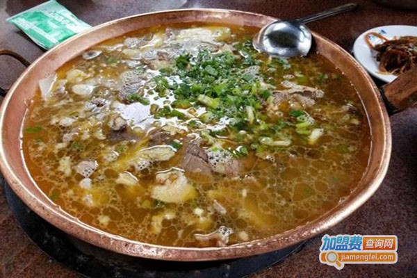 朝伟铜瓢牛肉馆加盟门店