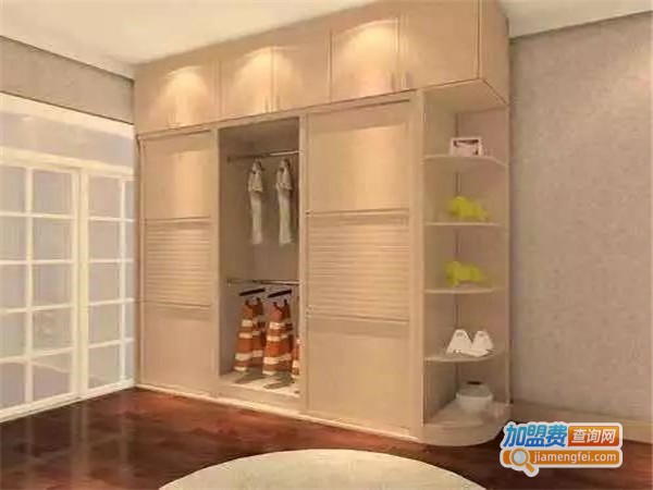 翼格衣柜加盟门店