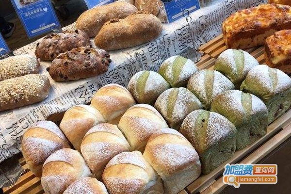 Briant布莉安石窑面包加盟费