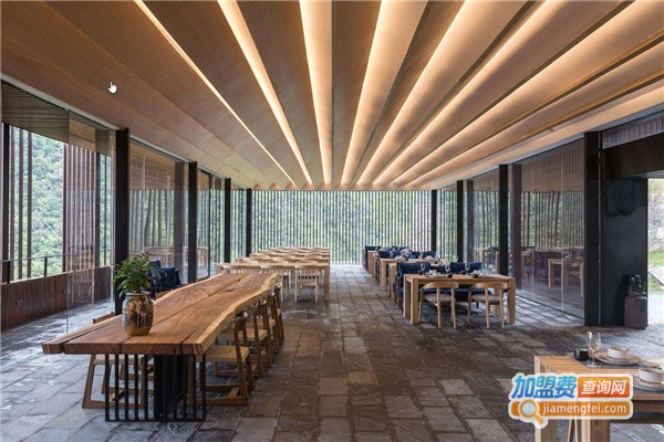 山间情民俗餐厅加盟费