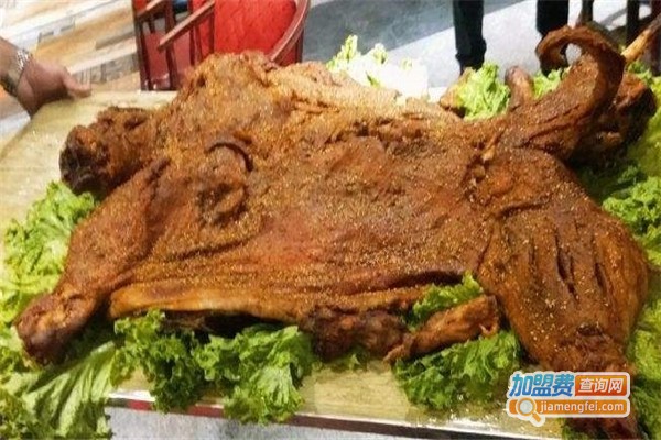 聚巢京味餐厅加盟费