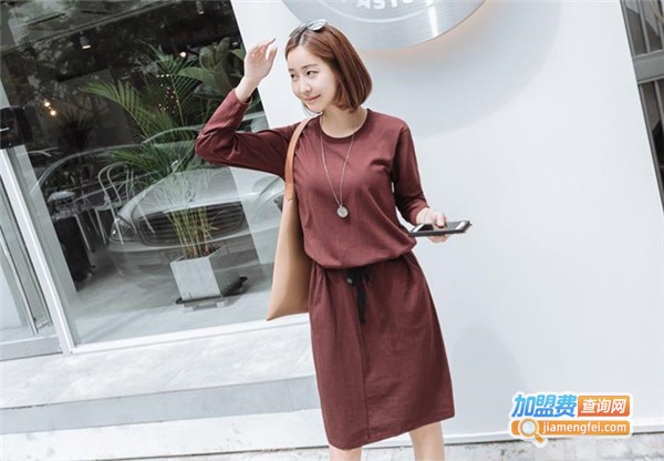 JOAMOM女装加盟费