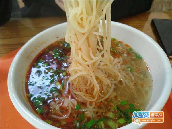 舌尖香牛肉面加盟费