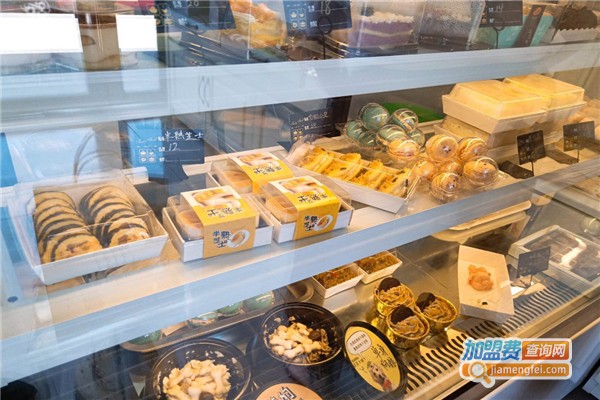 蜜嘟烘焙加盟费