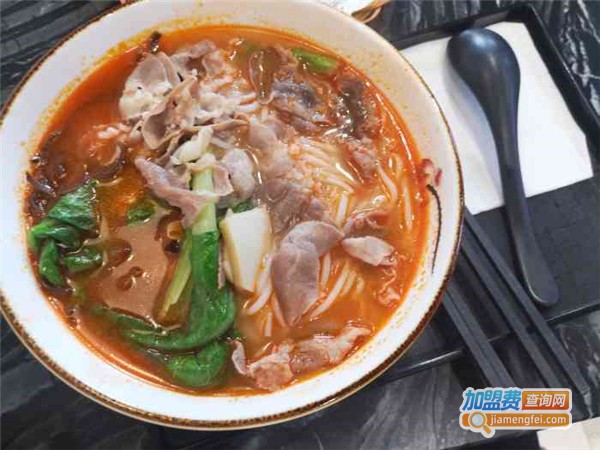 捌月柒王子米线加盟门店