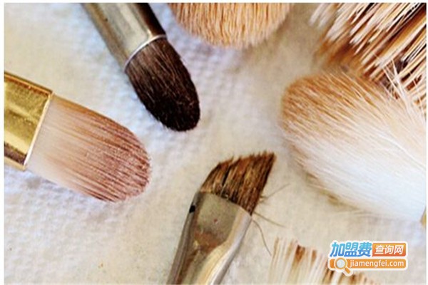 自然芳程化妆品加盟费