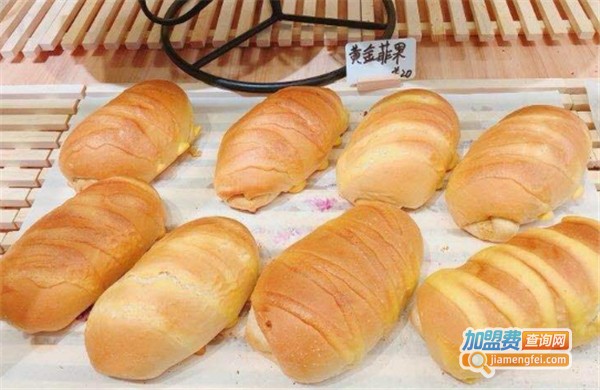 LAZLAZY CAT BAKERY蛋糕加盟费