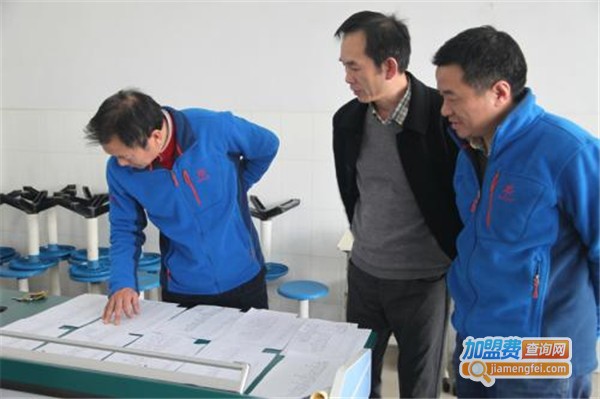 筑人教育加盟费