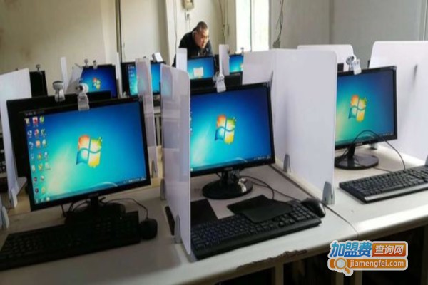 鲁科教育培训学校