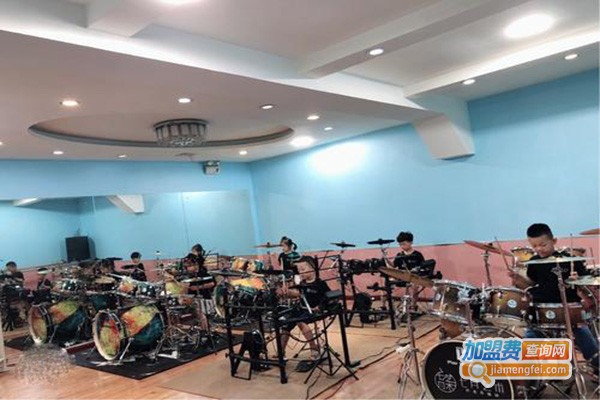 七月艺术工作室加盟